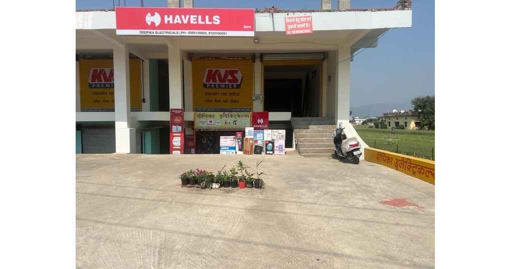 Hall 1347 sqft Near Kamaluaganja Road
