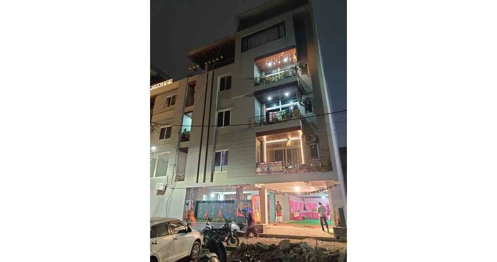 Newly constructed FLAT For Sale Near Nainital Road