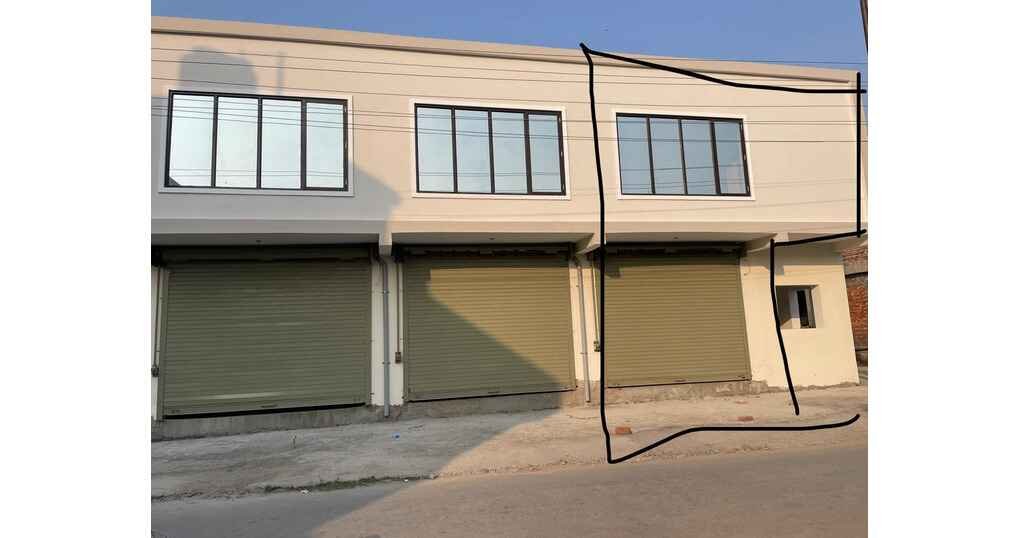 Shop 221SQFT For Sale Near Jajfarm