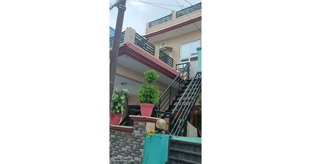 4BHK Flat For Sale Near Chhoti Mukhani